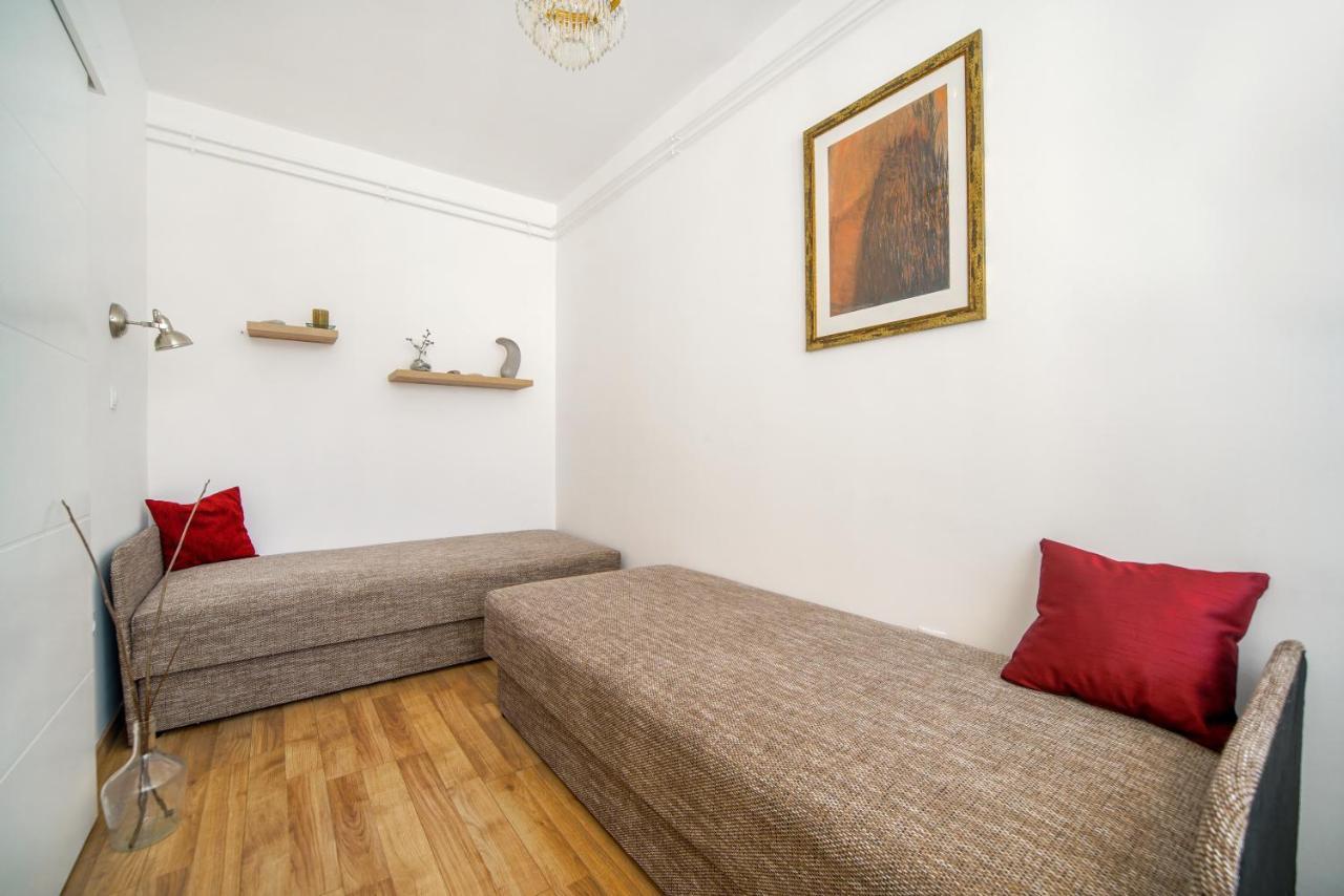 Illy Apartman Eger Exterior foto
