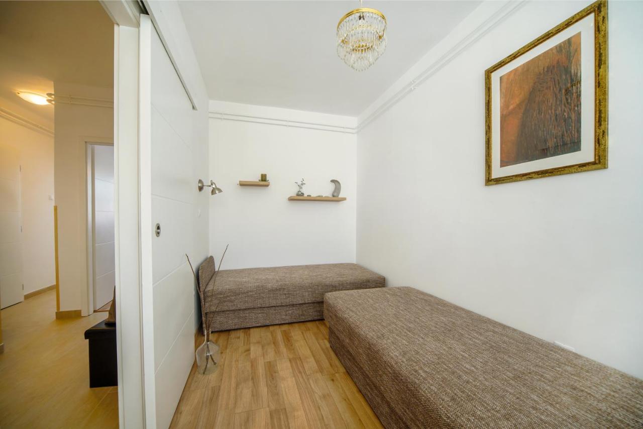 Illy Apartman Eger Exterior foto